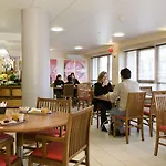 Ibis Centre Gare Et Congres Hotel 3*