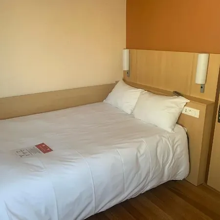 מלון Ibis Centre Gare Et Congres
