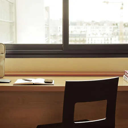 Ibis Centre Gare Et Congres 3*