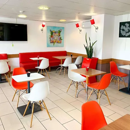 Ibis Centre Gare Et Congres 3*