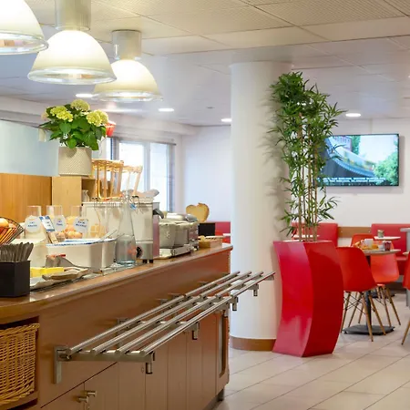 Ibis Centre Gare Et Congres Hotel 3*