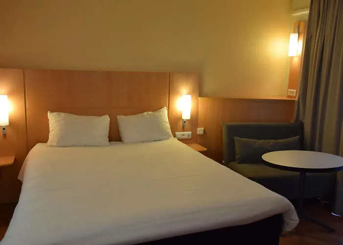 Ibis Centre Gare Et Congres 3* נאנסי