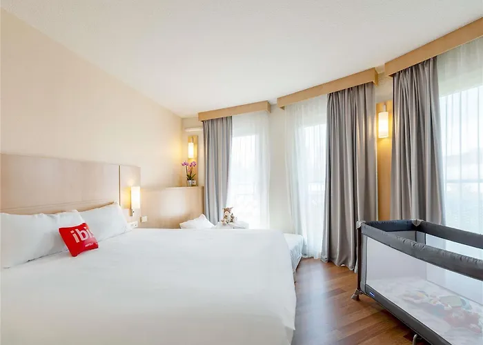 Ibis Centre Gare Et Congres 3*